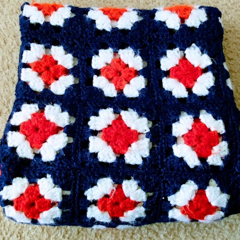 VINTAGE PATRIOTIC GRANNY SQUARE AFGHAN THROW BLANKET